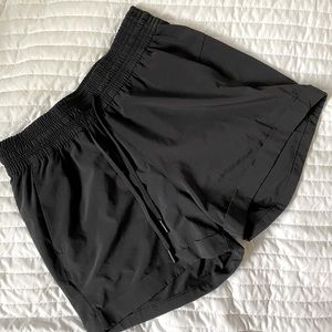 Lululemon Spring Break Away Short
